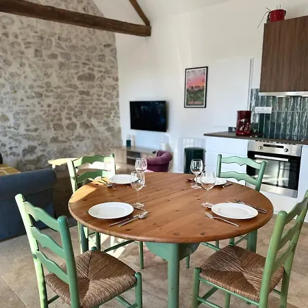 度假居 Logis Du Pressoir Suzanne *