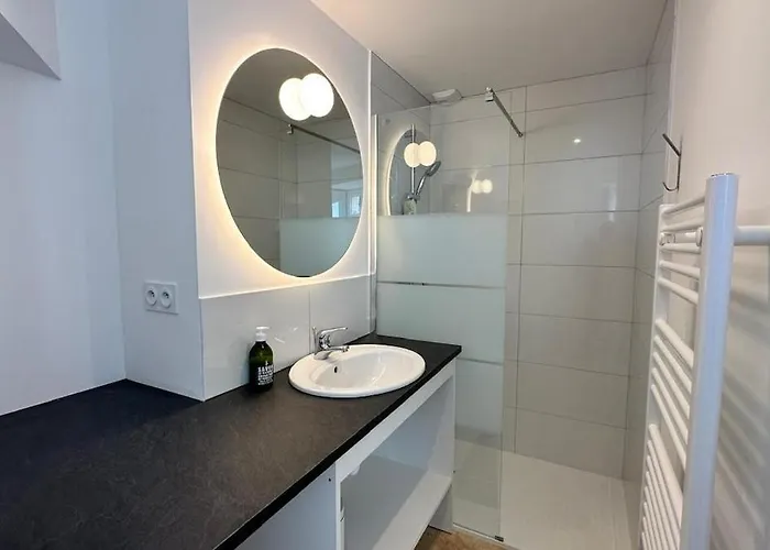 Logis Du Pressoir Suzanne * Sainte-Suzanne (Mayenne)